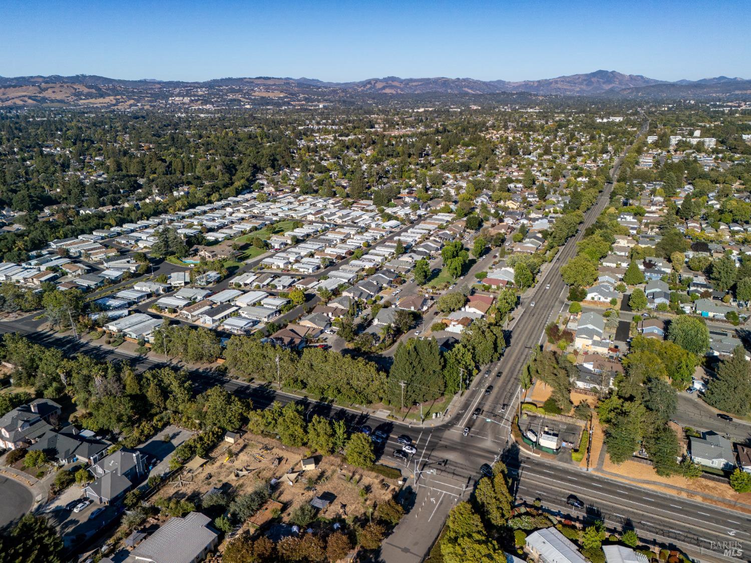 Santa Rosa, California, 95401, United States, 3 Bedrooms Bedrooms, ,2 BathroomsBathrooms,Residential,For Sale,1924972