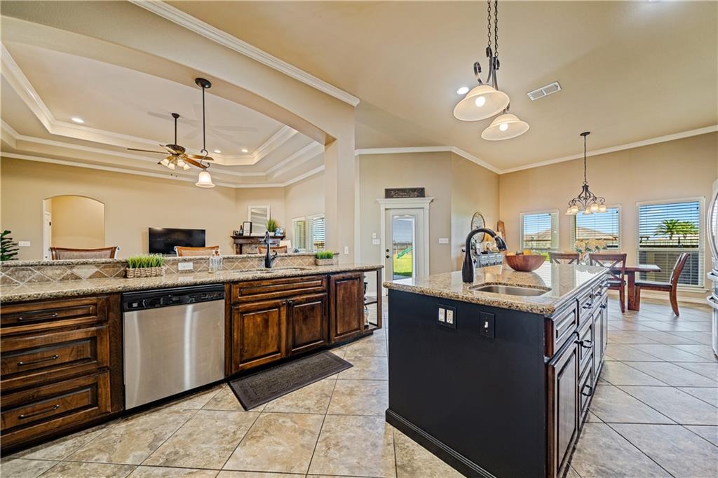 Corpus Christi, Texas, 78414, United States, 4 Bedrooms Bedrooms, ,3 BathroomsBathrooms,Residential,For Sale,1868505