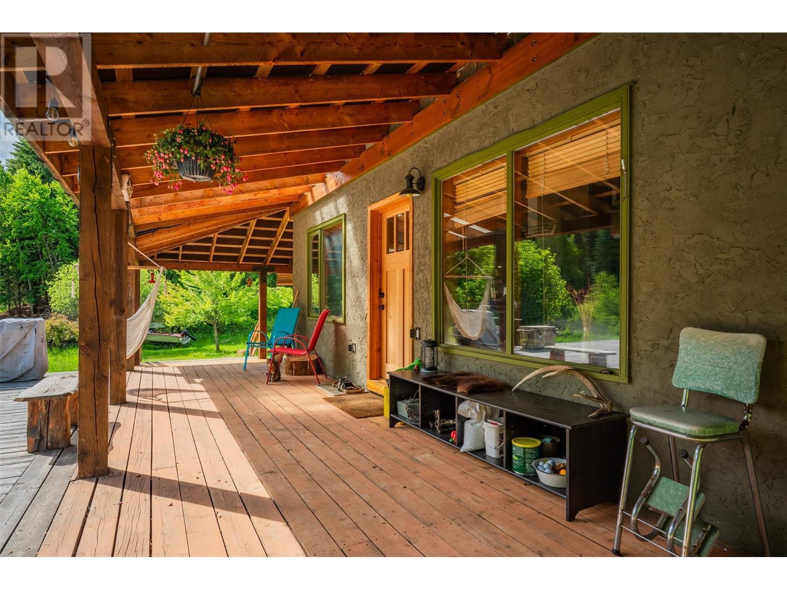 WINLAW, British Columbia, V0G 2J0, CA, 2 Bedrooms Bedrooms, ,1 BathroomBathrooms,Residential,For Sale,1913701