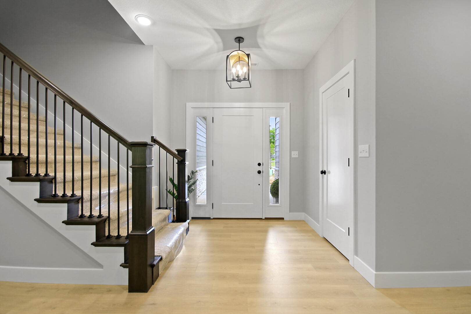 COLUMBIA, Missouri, 65202, United States, 4 Bedrooms Bedrooms, ,3 BathroomsBathrooms,Residential,For Sale,2008835