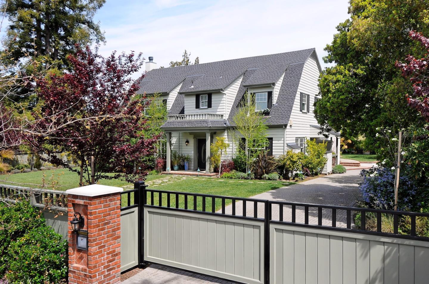 Hillsborough, California, 94010, United States, 6 Bedrooms Bedrooms, ,7 BathroomsBathrooms,Residential,For Sale,1947019