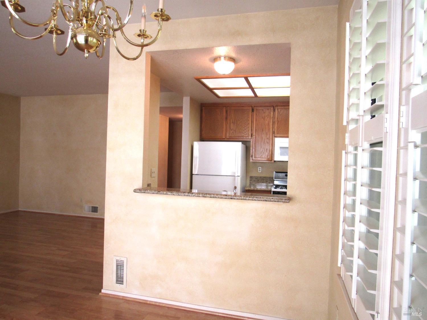 Sonoma, California, 95476, United States, 2 Bedrooms Bedrooms, ,2 BathroomsBathrooms,Residential,For Sale,1979708