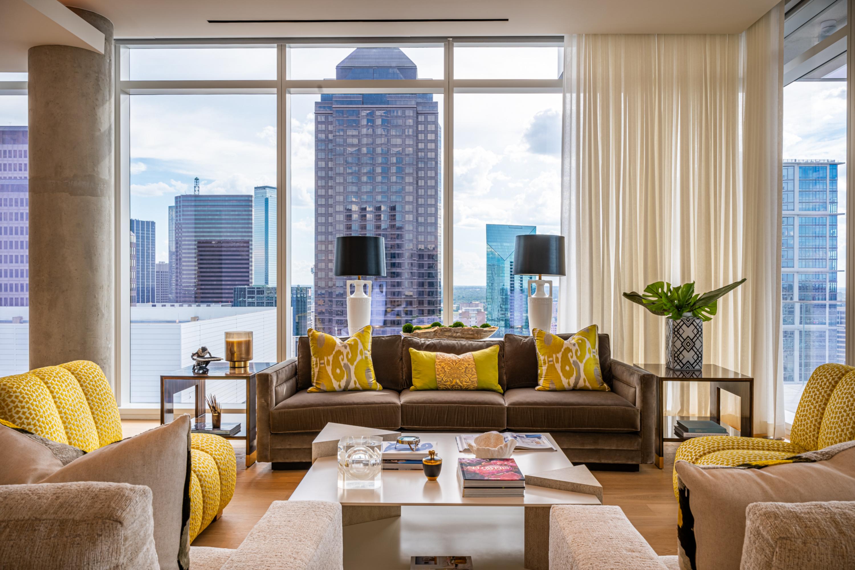 Contemporary Luxury High Rise in the Dallas Arts District