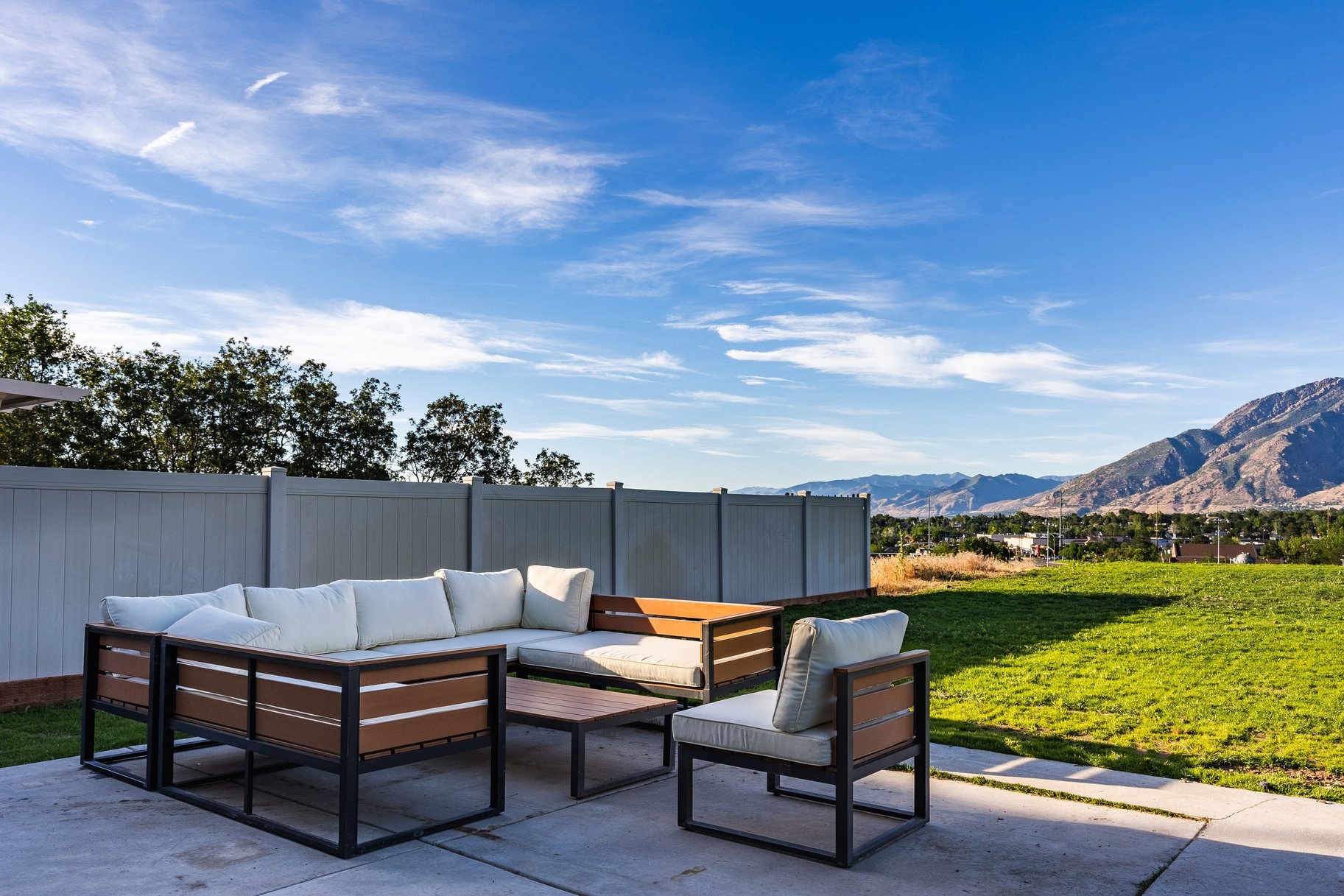  rocklin retreat where  majestic mountains meets city views - 物件實景