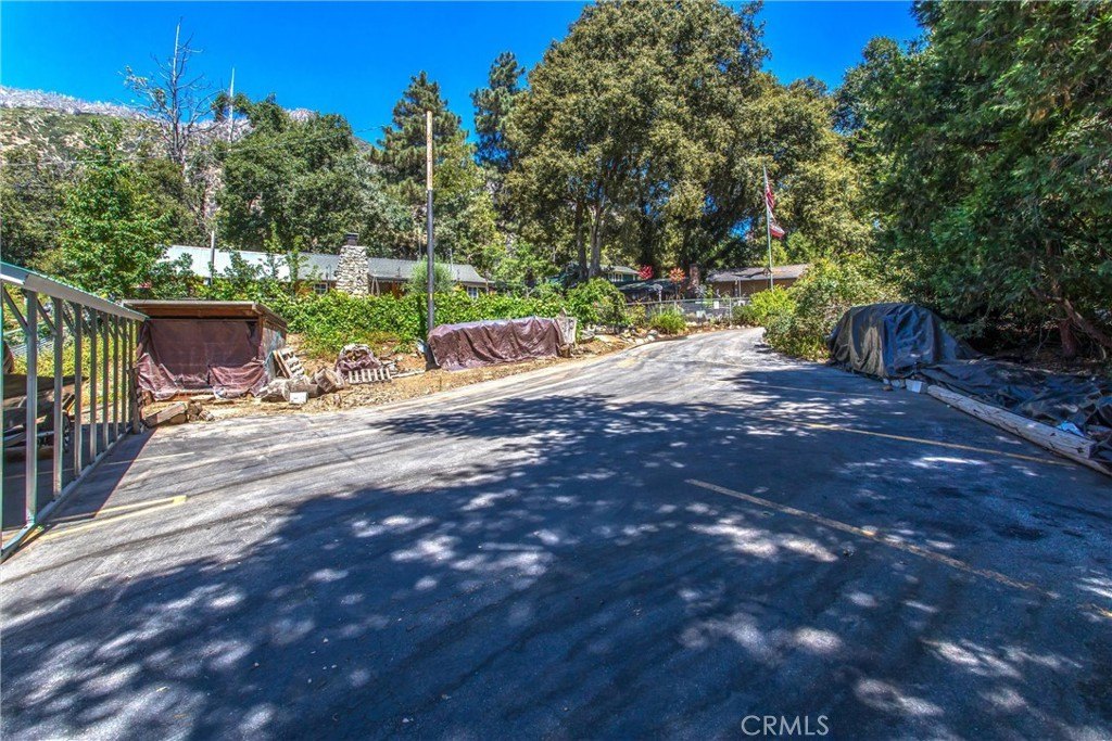 Oak Glen, California, 92399, United States, 2 Bedrooms Bedrooms, ,2 BathroomsBathrooms,Residential,For Sale,1973930