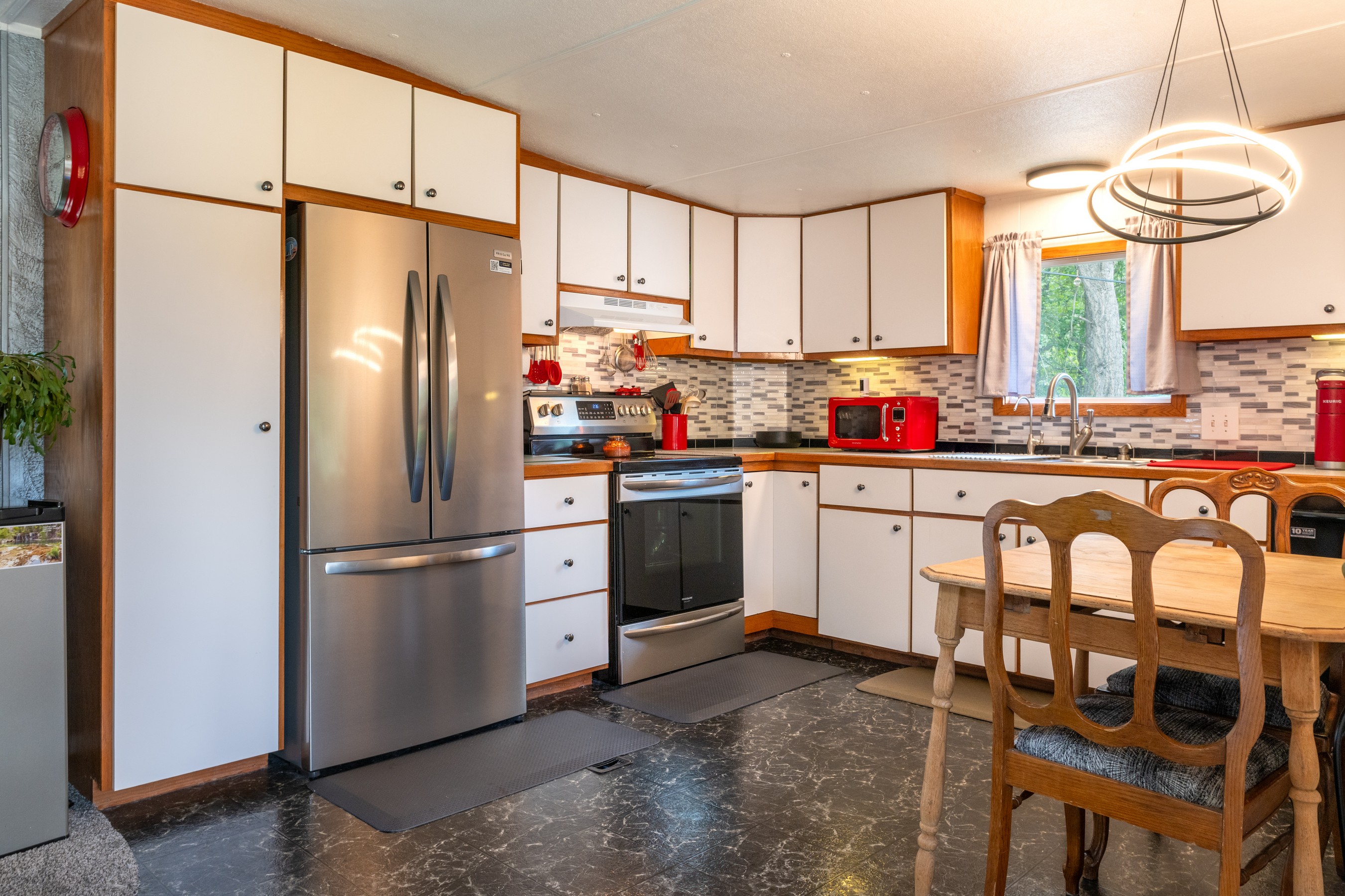  Convenient Living in New Castle