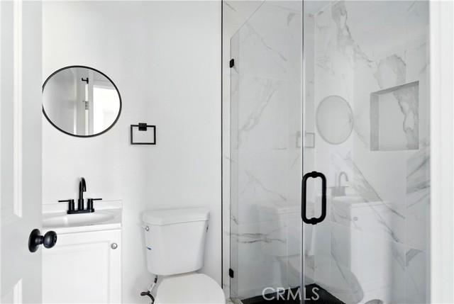 Los Angeles, California, 90044, United States, ,Residential,For Sale,1984386