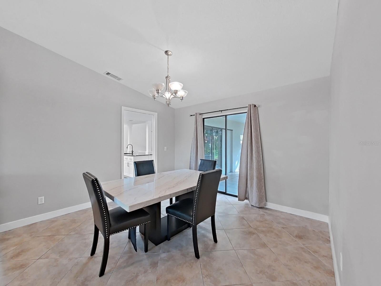 PALM HARBOR, Florida, 34683, United States, 5 Bedrooms Bedrooms, ,2 BathroomsBathrooms,Residential,For Sale,1982999