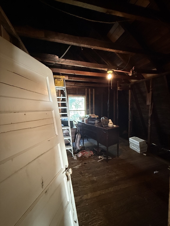 Medford, Massachusetts, 02155, United States, 7 Bedrooms Bedrooms, ,3 BathroomsBathrooms,Residential,For Sale,1922375