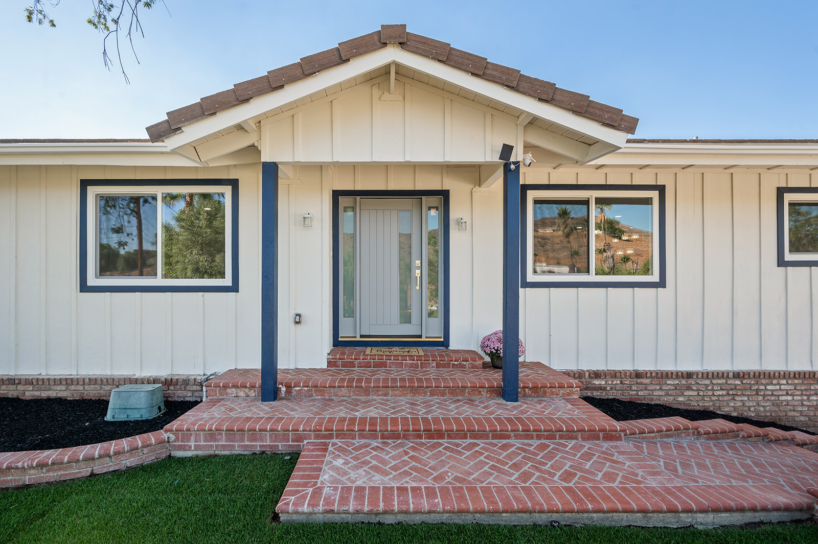 Menifee, California, 92587, United States, 5 Bedrooms Bedrooms, ,4 BathroomsBathrooms,Residential,For Sale,1986088