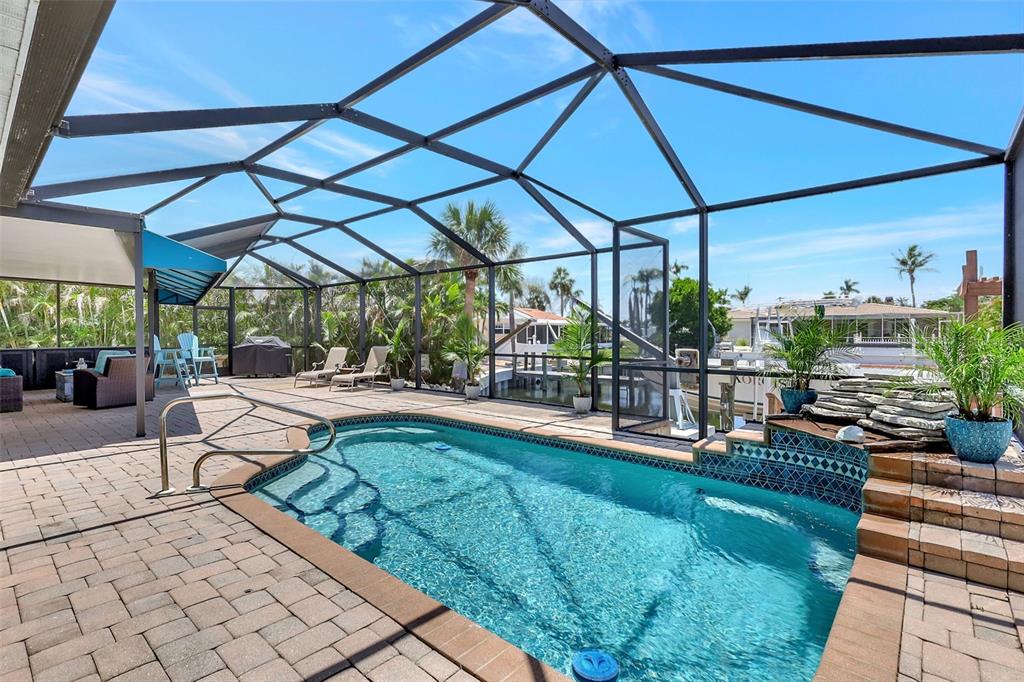 Bradenton, Florida, 34210, United States, 3 Bedrooms Bedrooms, ,3 BathroomsBathrooms,Residential,For Sale,1895487