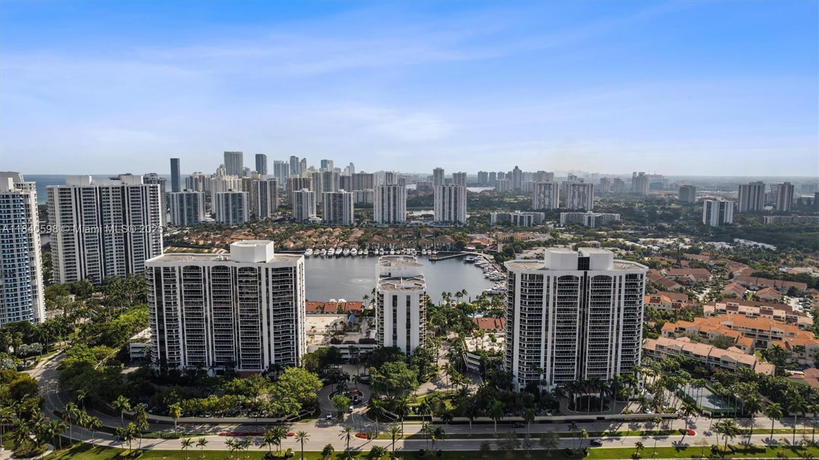 Aventura, Florida, 33180, United States, 2 Bedrooms Bedrooms, ,2 BathroomsBathrooms,Residential,For Sale,1897666