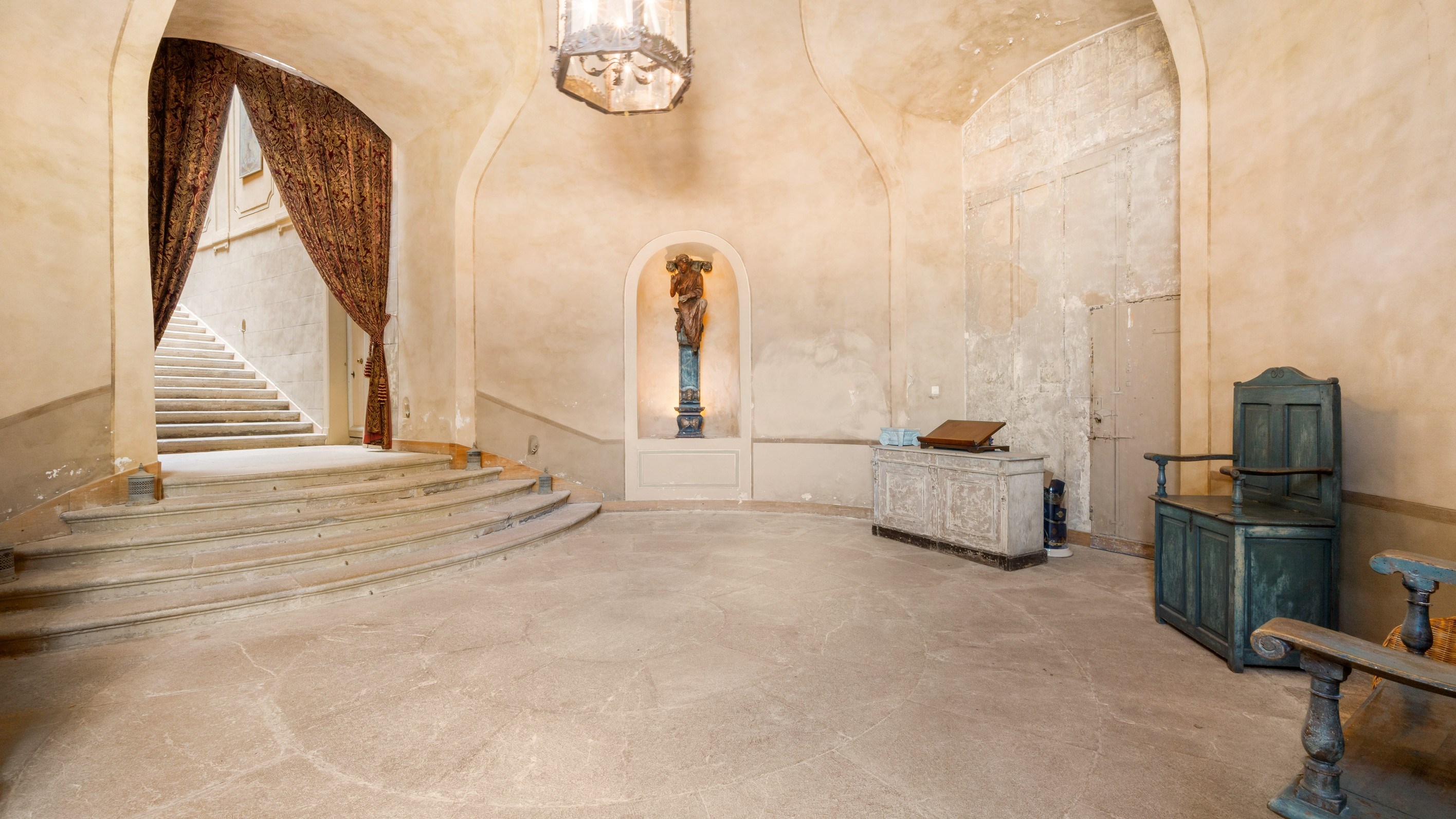  Exceptional Château in Provence – Elegance, History & Refinement - 物件實景