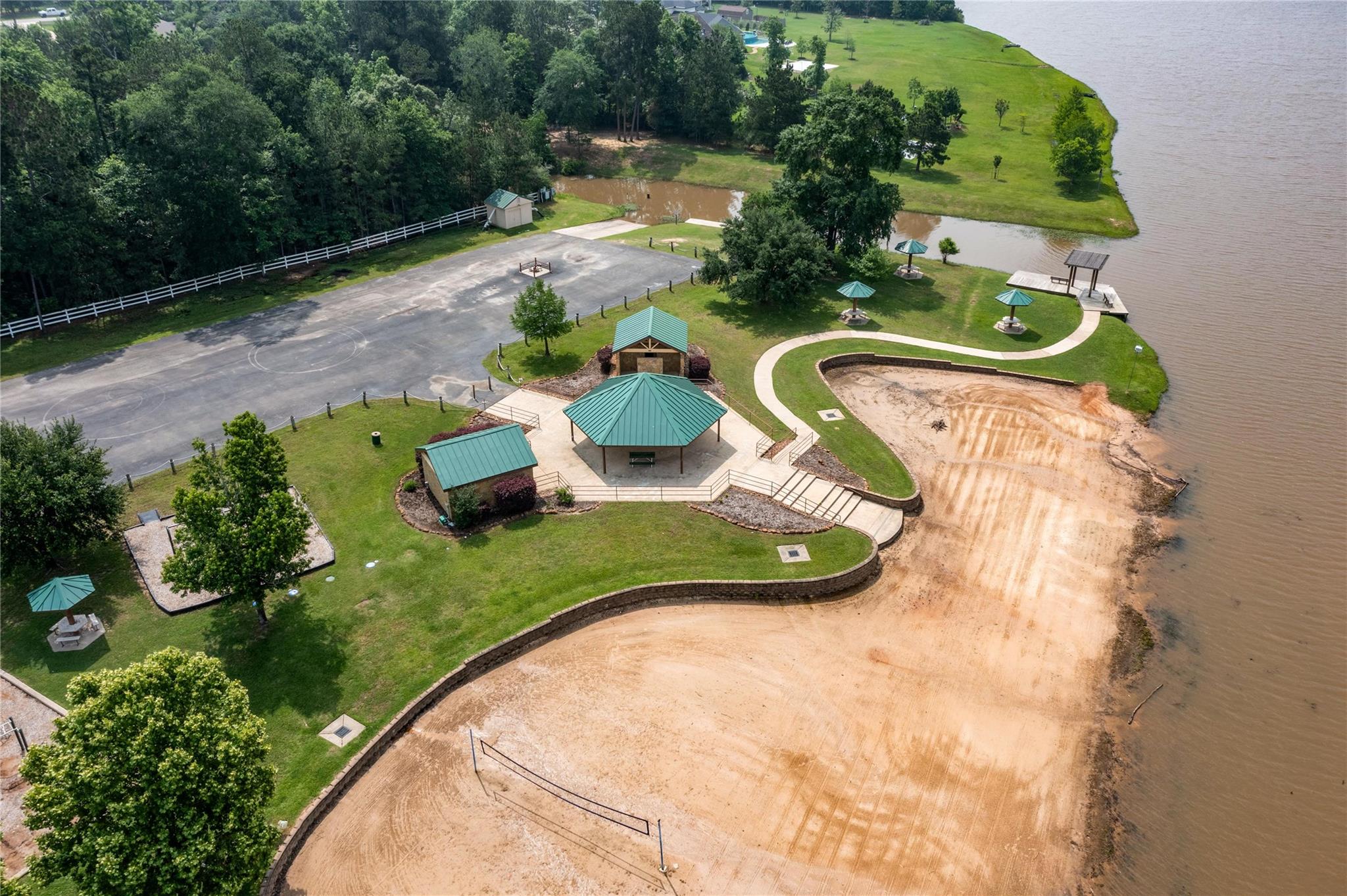 Montgomery, Texas, 77316, United States, 3 Bedrooms Bedrooms, ,3 BathroomsBathrooms,Residential,For Sale,2008866