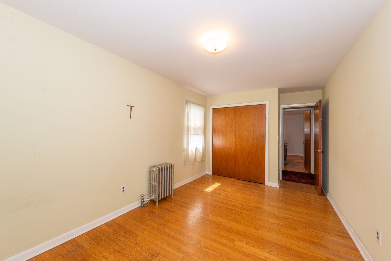 Paterson City, New Jersey, 07501, United States, 3 Bedrooms Bedrooms, ,3 BathroomsBathrooms,Residential,For Sale,1909454