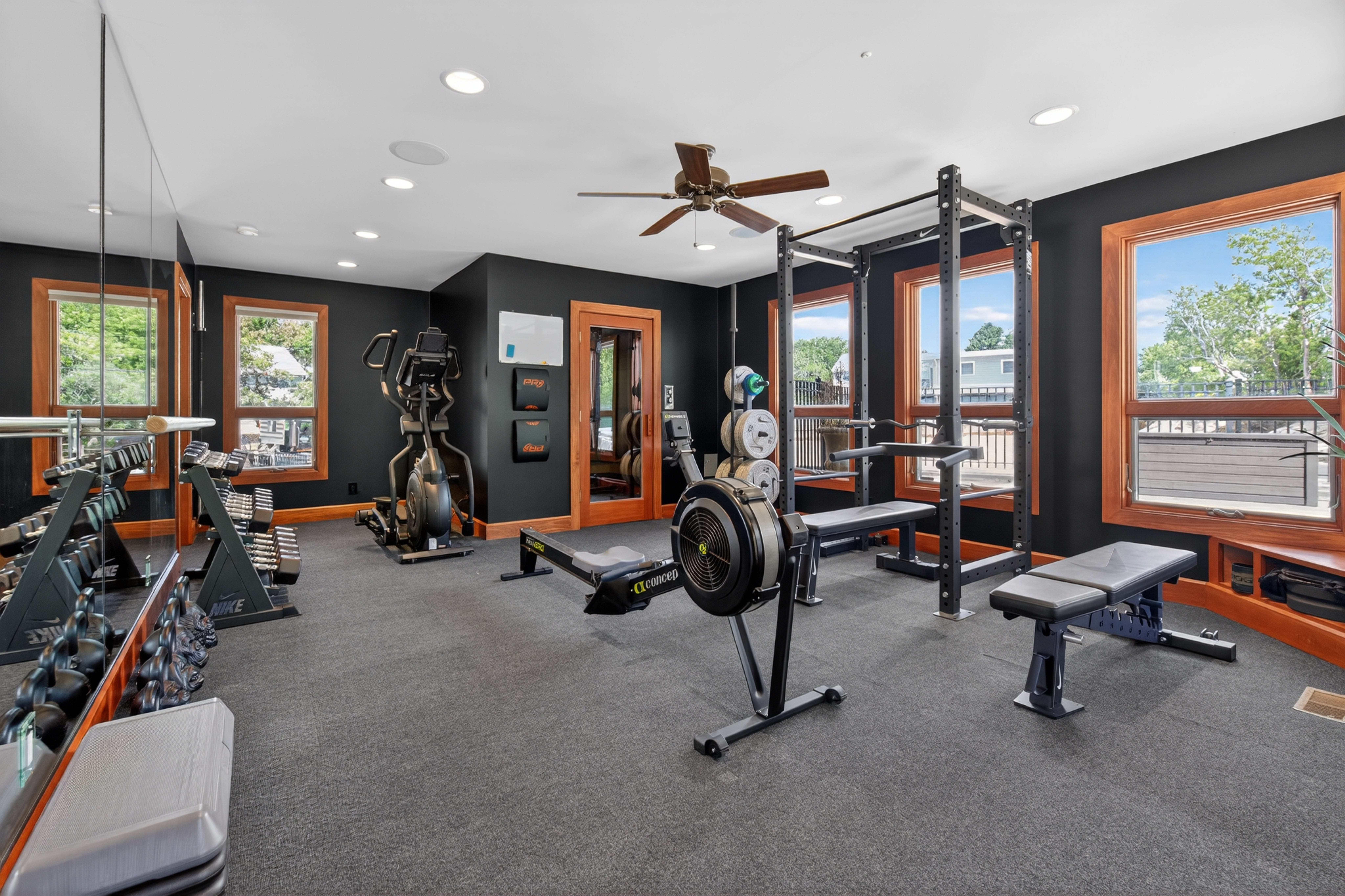  2252 Sandpiper Road, Virginia Beach, VA 23456 - 物件實景