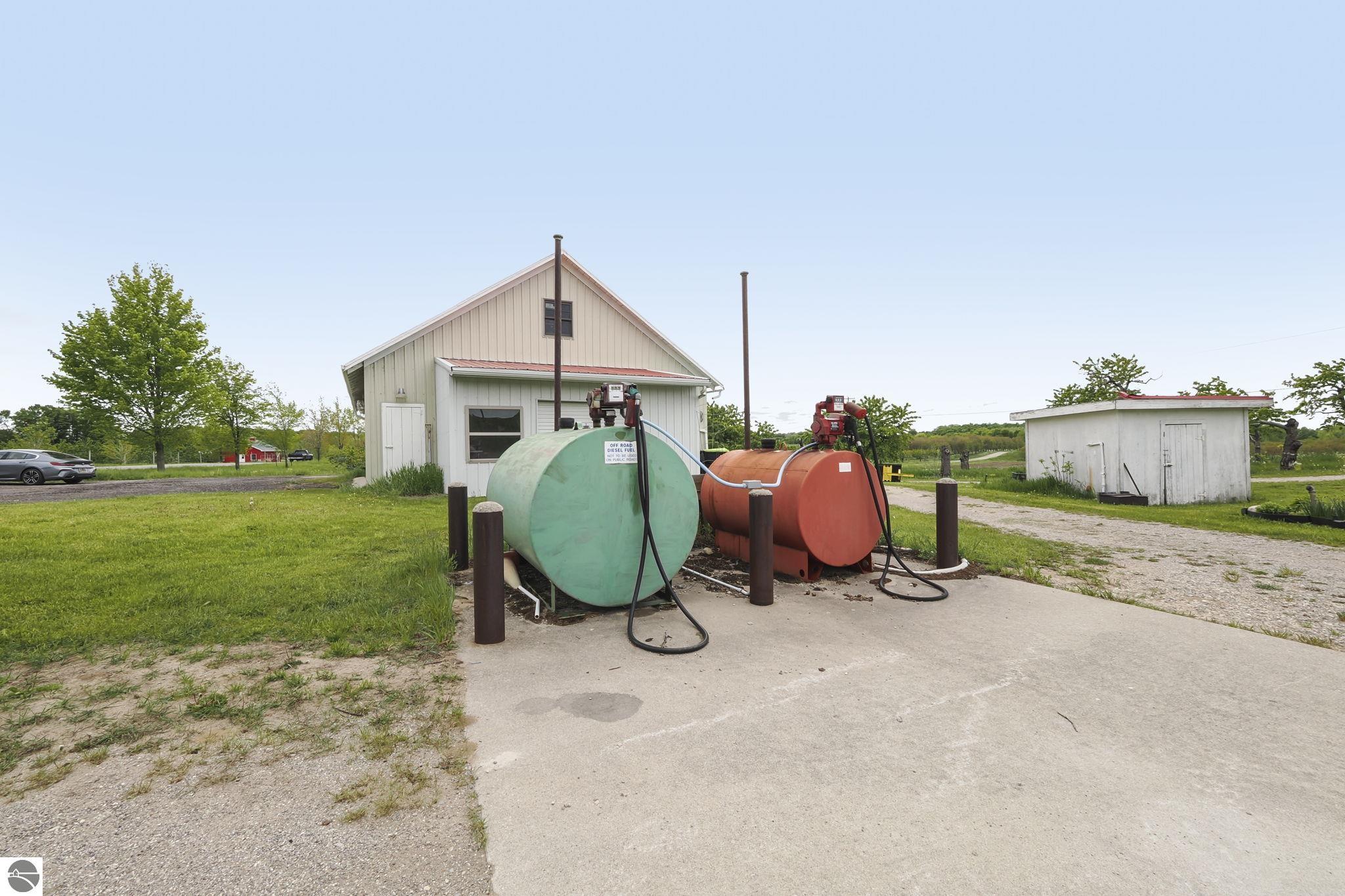 Traverse City, Michigan, 49686, United States, 3 Bedrooms Bedrooms, ,1 BathroomBathrooms,Residential,For Sale,1847565