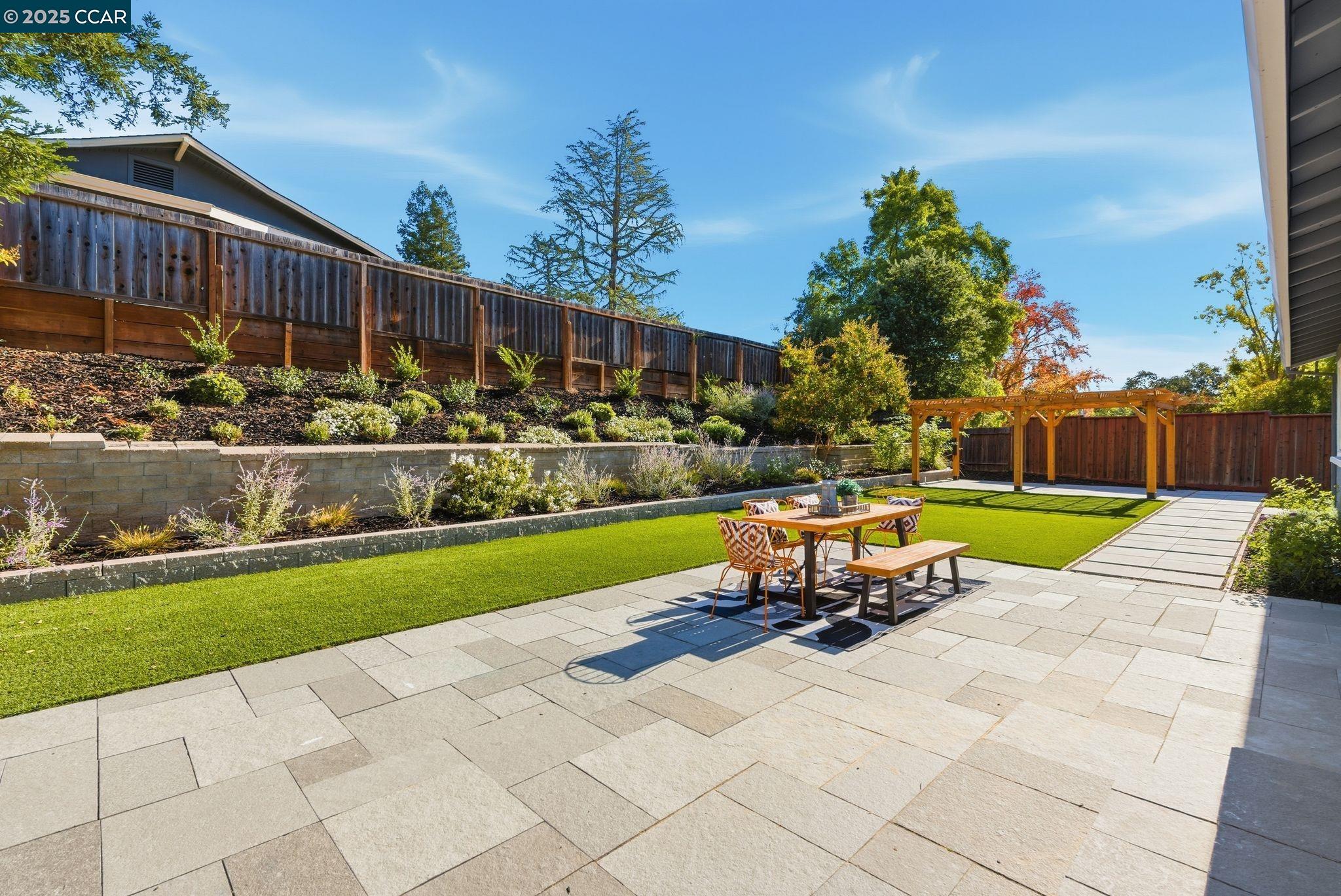 Danville, California, 94526, United States, 5 Bedrooms Bedrooms, ,3 BathroomsBathrooms,Residential,For Sale,1990920