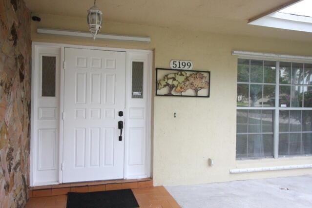 Lake Worth, Florida, 33463, United States, 4 Bedrooms Bedrooms, ,2 BathroomsBathrooms,Residential,For Sale,1928734