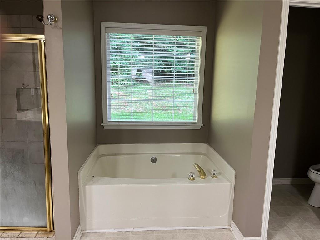 Suwanee, Georgia, 30024, United States, 3 Bedrooms Bedrooms, ,2 BathroomsBathrooms,Residential,For Sale,1877233