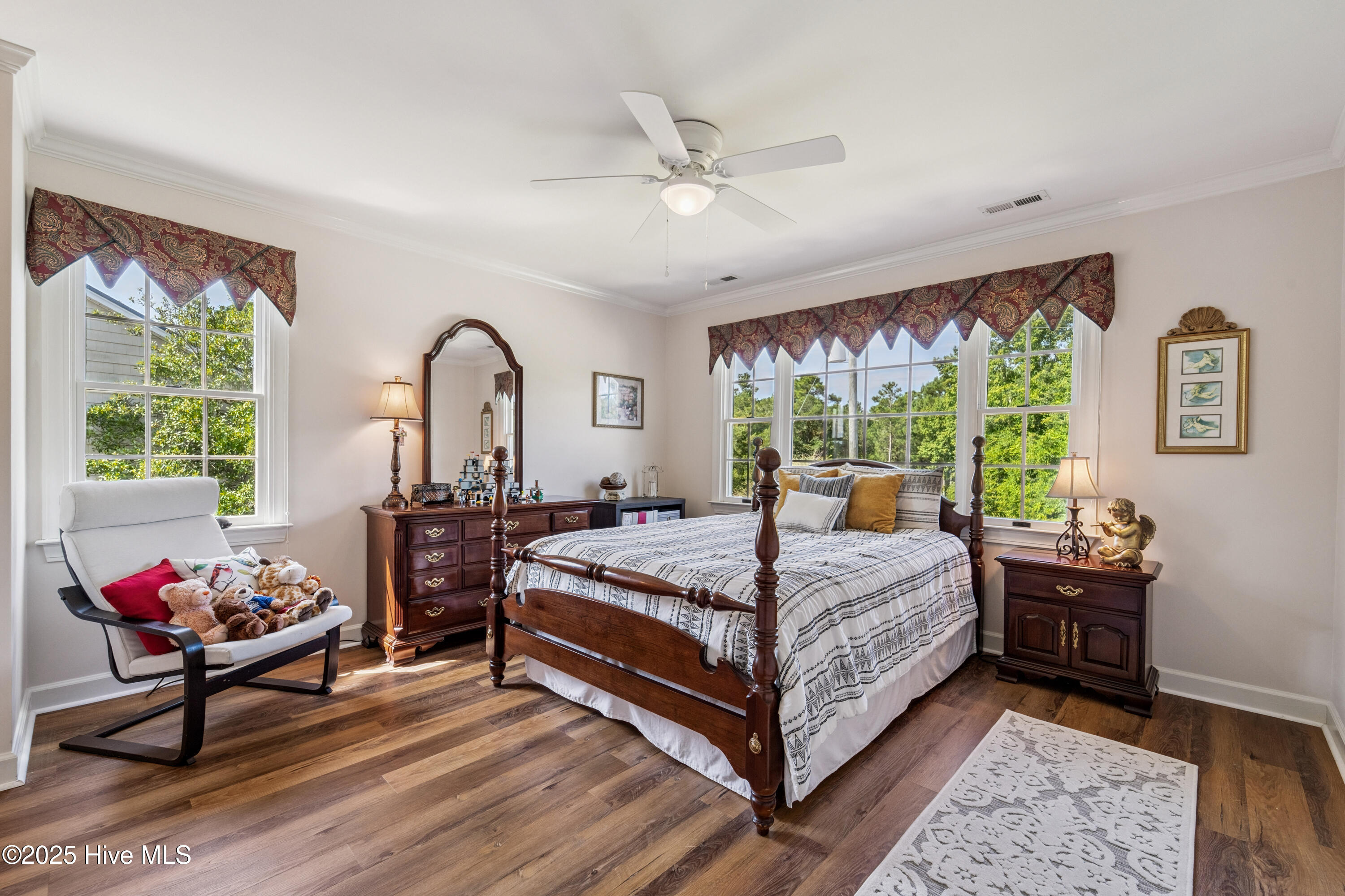 New Bern, North Carolina, 28560, United States, 4 Bedrooms Bedrooms, ,3 BathroomsBathrooms,Residential,For Sale,1907556