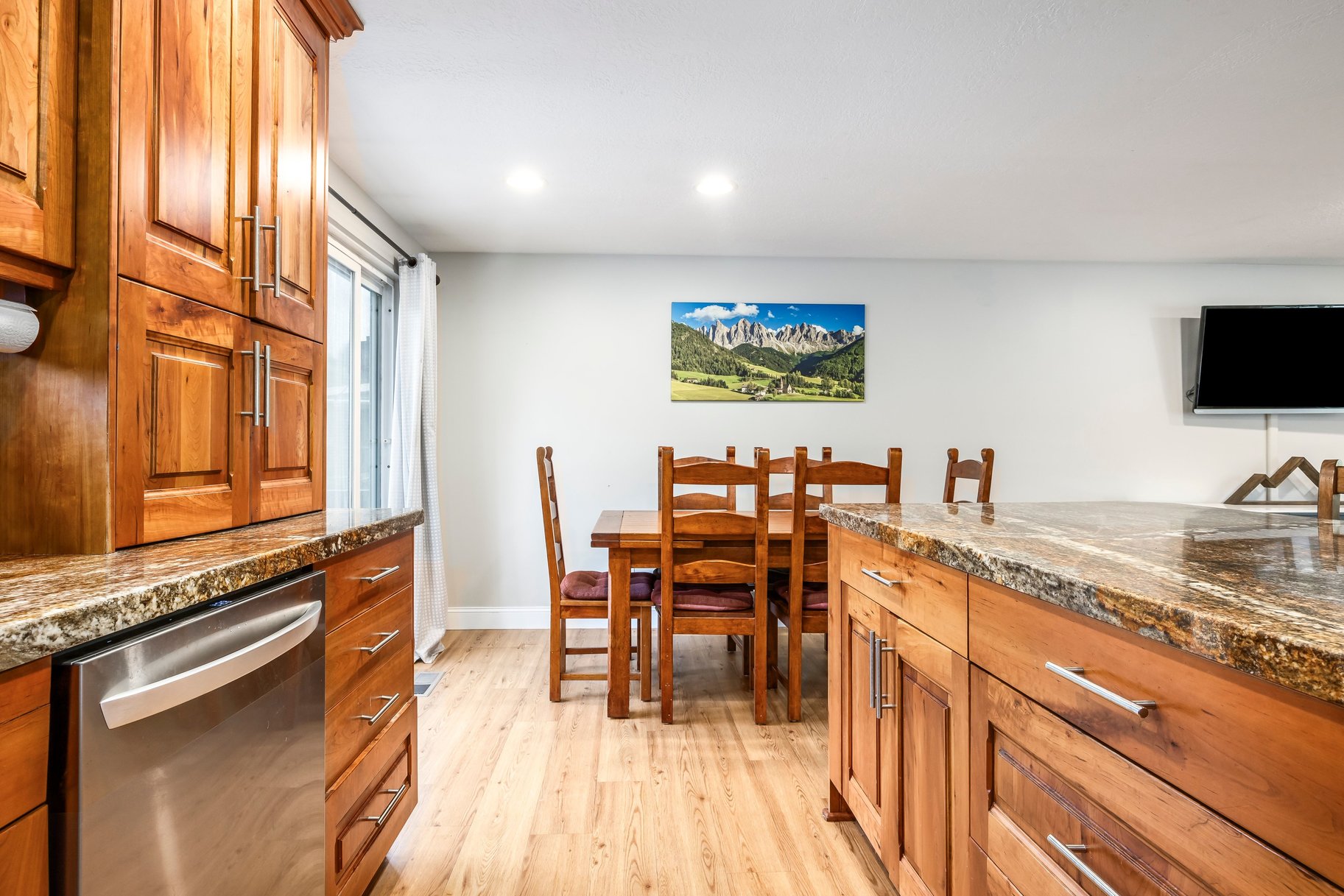  Fantastic, Upgraded SLC Home for Outdoor Enthusiasts - 物件實景