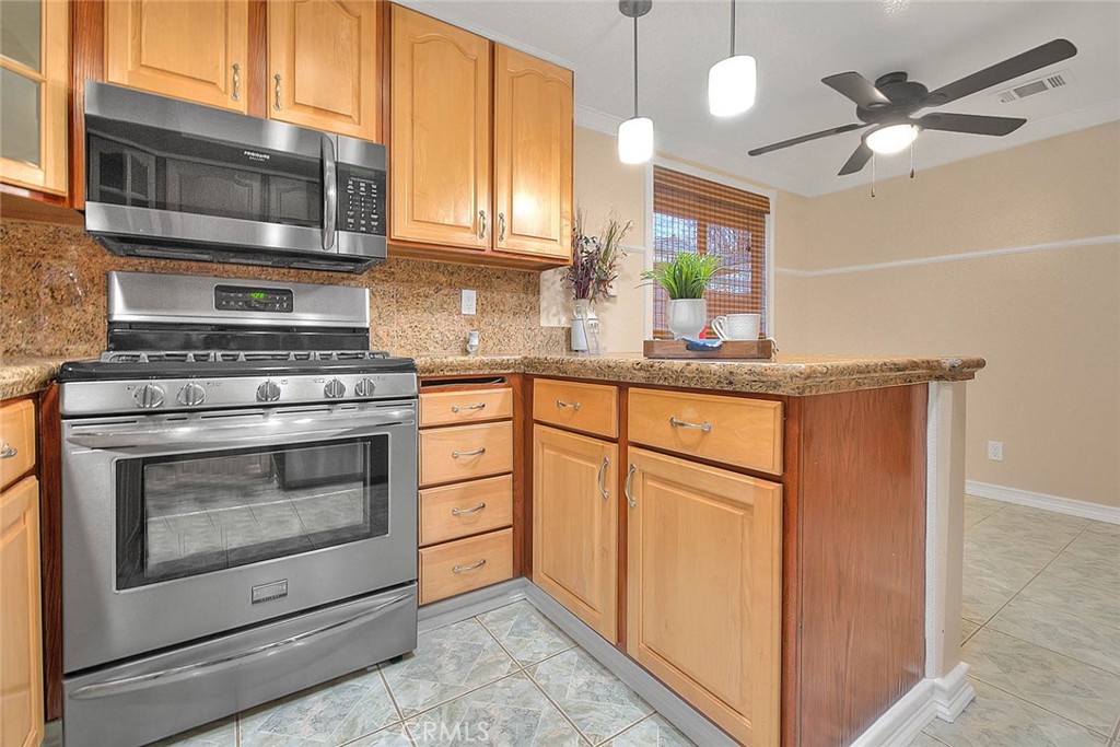 Loma Linda, California, 92354, United States, 4 Bedrooms Bedrooms, ,2 BathroomsBathrooms,Residential,For Sale,2007501