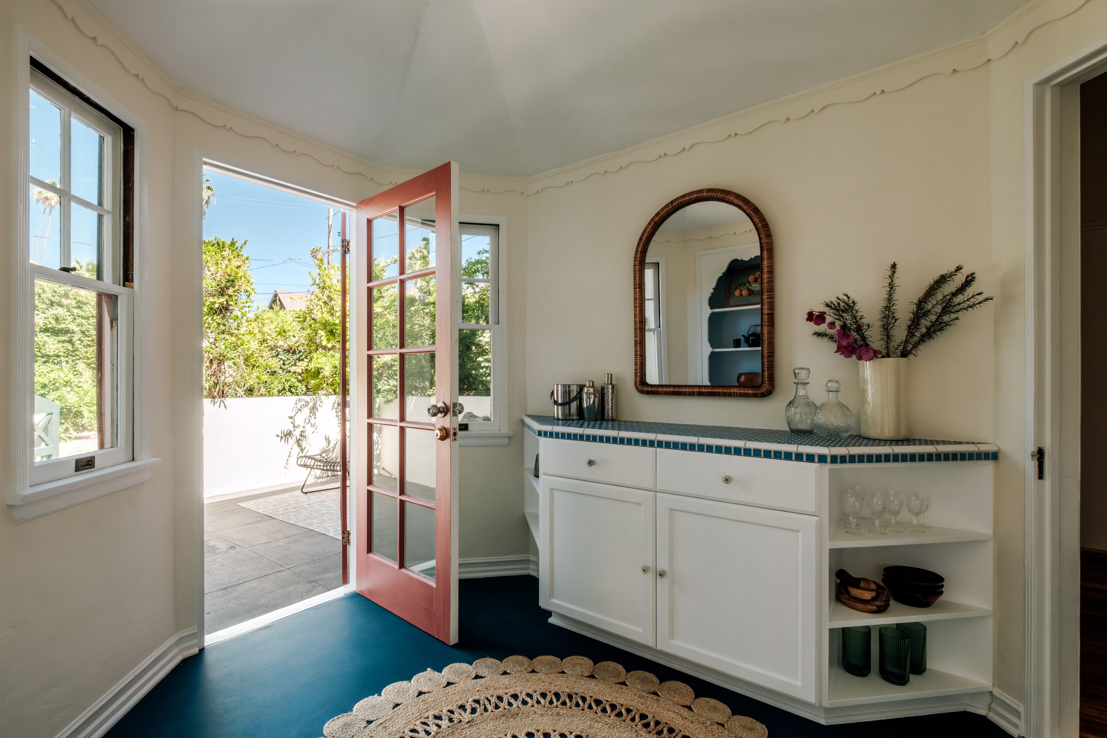  2200 South Hobart Boulevard - 物件實景
