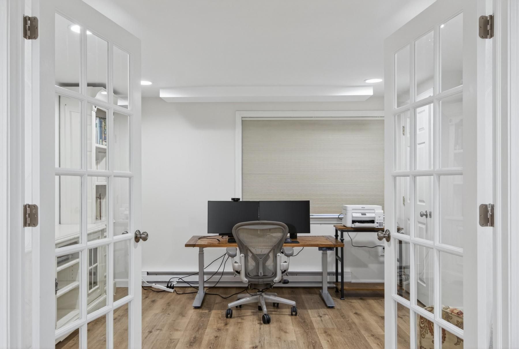  4 Deer Grass Ln, Acton, MA, 01720 - 物件實景