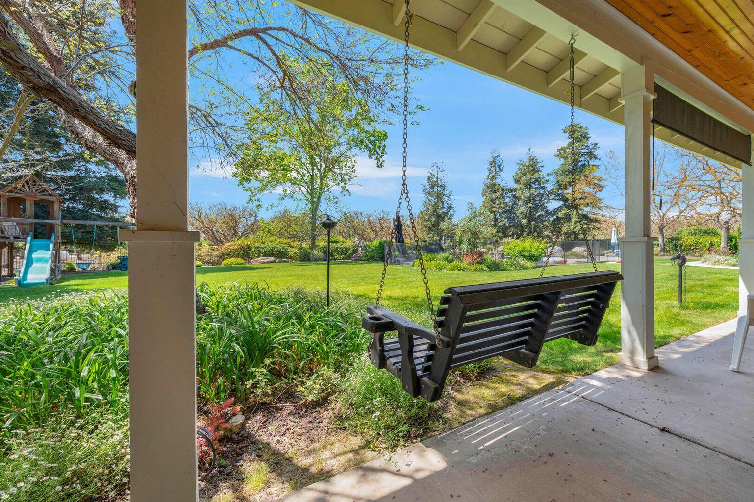 Exeter, California, 93221, United States, 4 Bedrooms Bedrooms, ,5 BathroomsBathrooms,Residential,For Sale,1981903