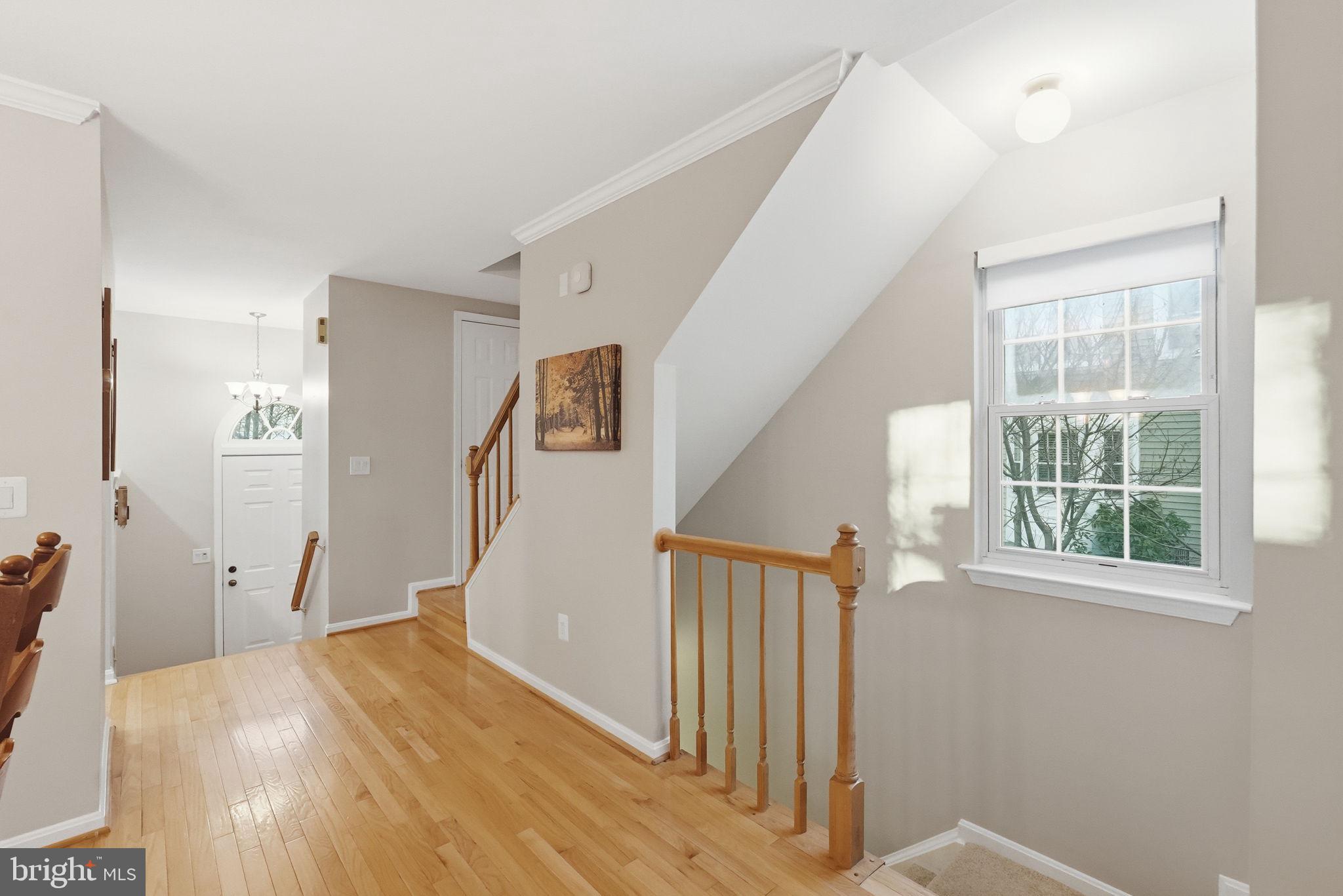 Fairfax, Virginia, 22033, United States, 2 Bedrooms Bedrooms, ,4 BathroomsBathrooms,Residential,For Sale,2001476