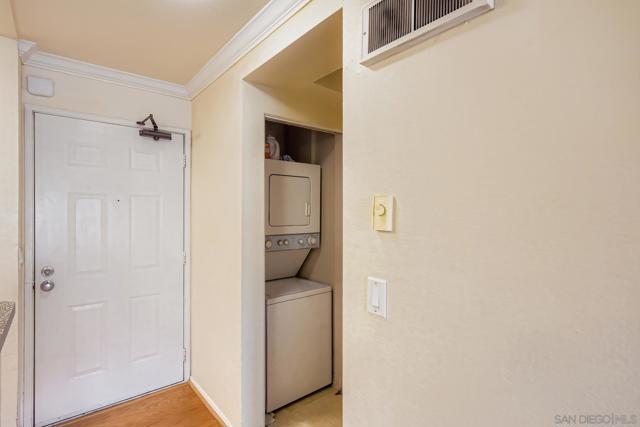 San Diego, California, 92122, United States, 1 Bedroom Bedrooms, ,1 BathroomBathrooms,Residential,For Sale,1978636