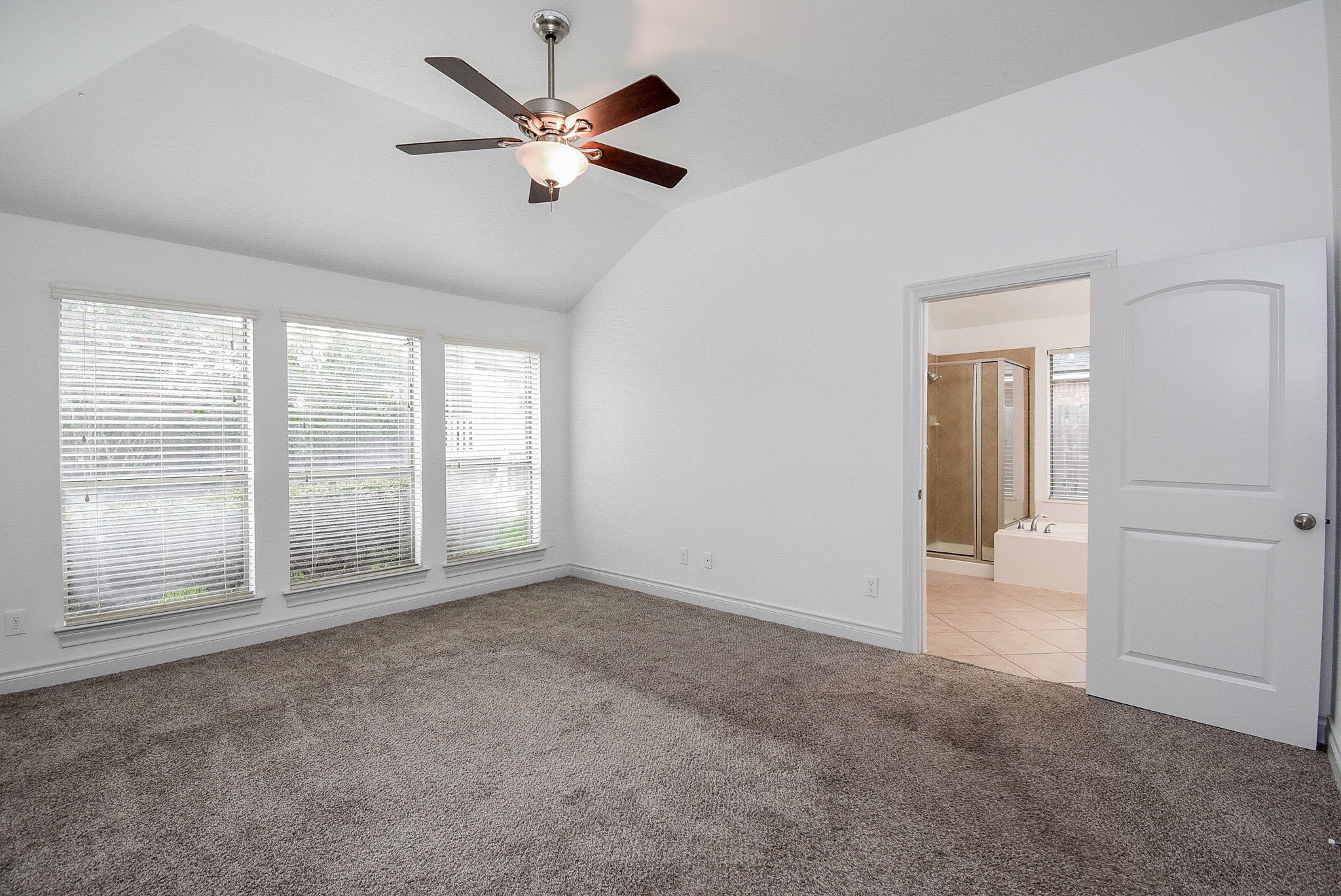  28206 Sweet Oak Lane - 物件實景