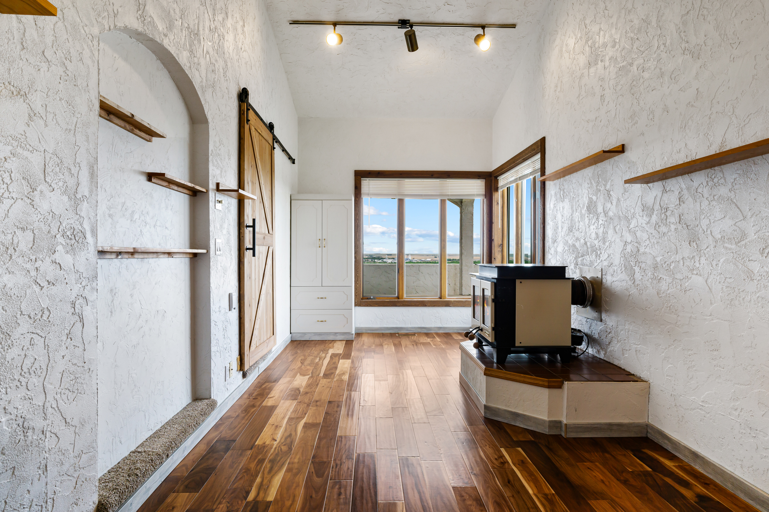 Julesburg, Colorado, 80737, United States, 3 Bedrooms Bedrooms, ,2 BathroomsBathrooms,Residential,For Sale,1937455