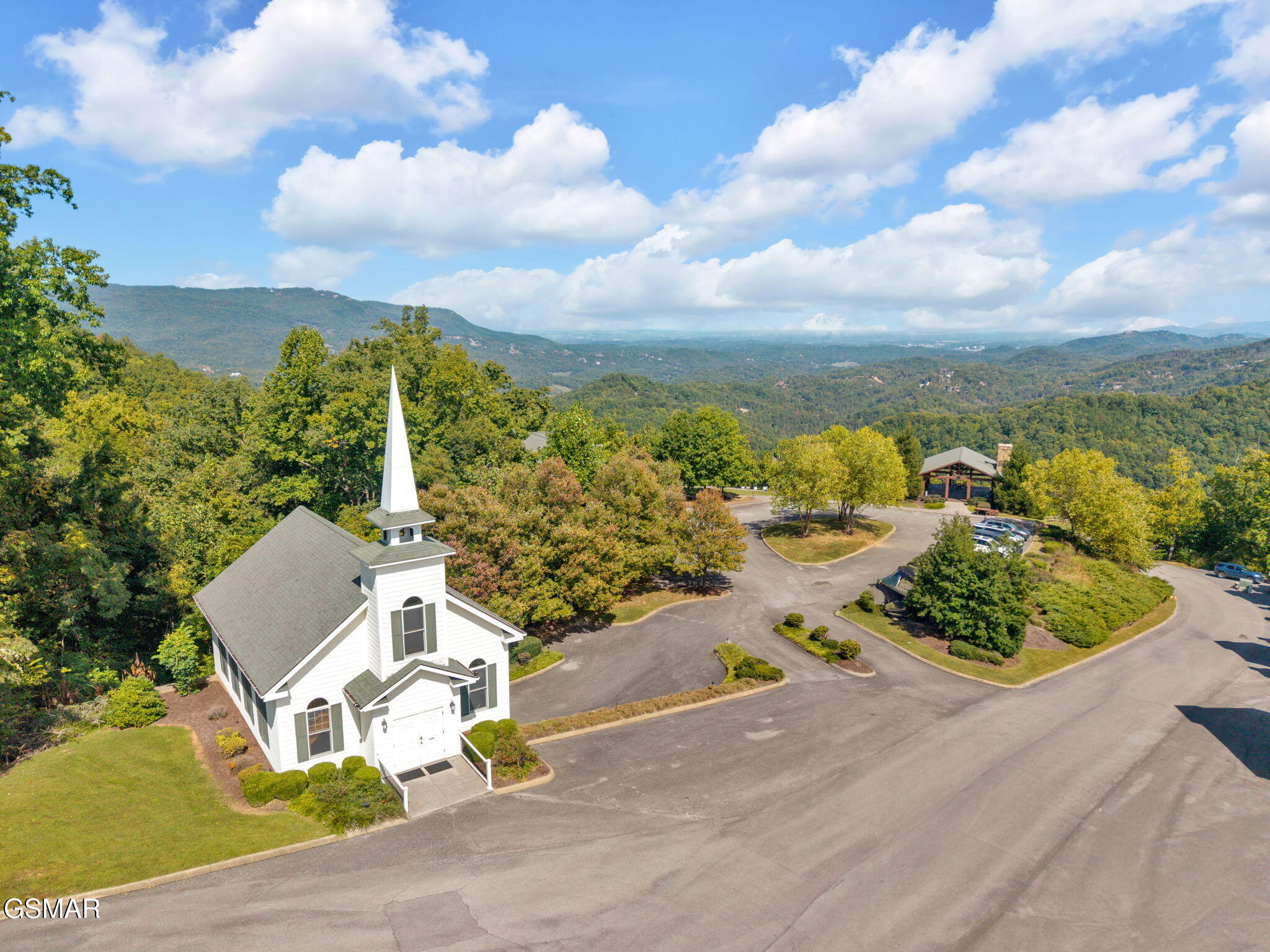 Sevierville, Tennessee, 37862, United States, 3 Bedrooms Bedrooms, ,3 BathroomsBathrooms,Residential,For Sale,1974724