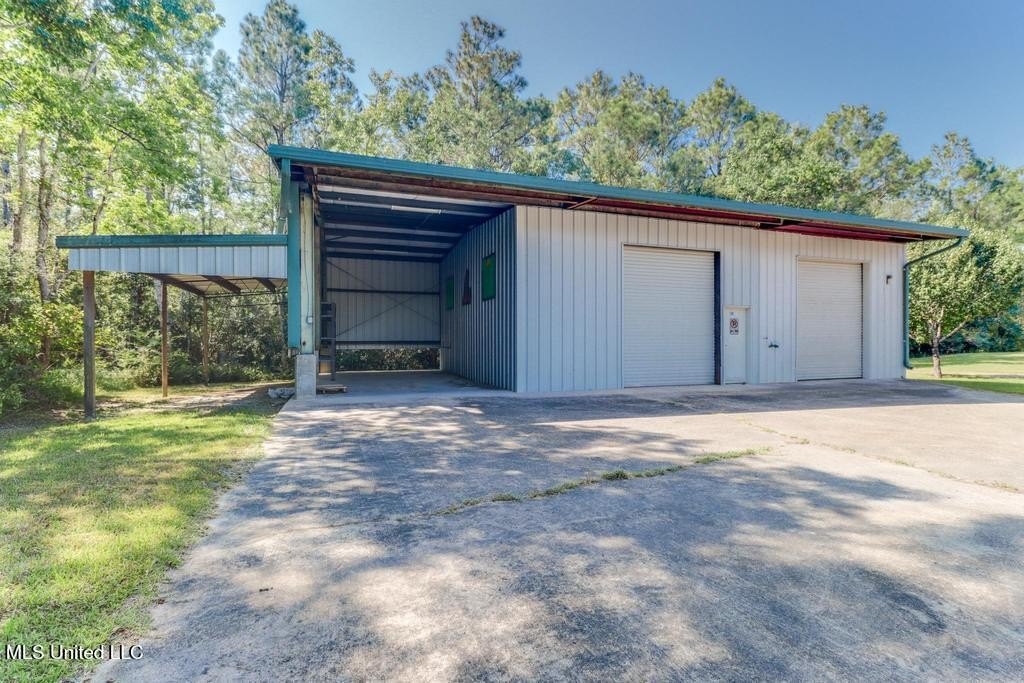 Vancleave, Mississippi, 39565, United States, 3 Bedrooms Bedrooms, ,3 BathroomsBathrooms,Residential,For Sale,1975033