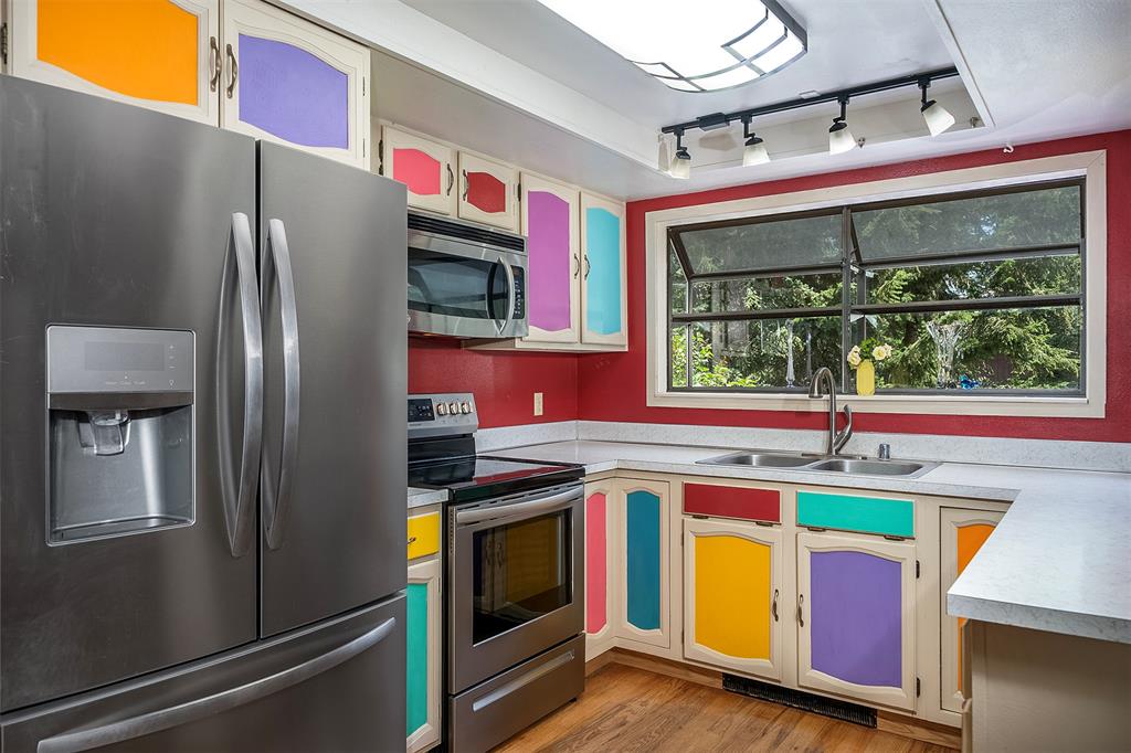 Polson, Montana, 59860, United States, 3 Bedrooms Bedrooms, ,1 BathroomBathrooms,Residential,For Sale,1982519