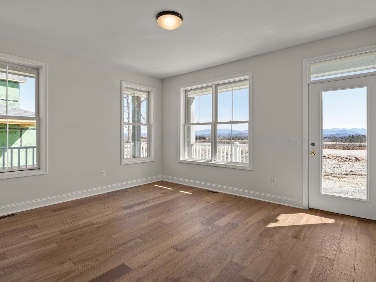 South Burlington, Vermont, 05403, United States, 3 Bedrooms Bedrooms, ,2 BathroomsBathrooms,Residential,For Sale,1838208