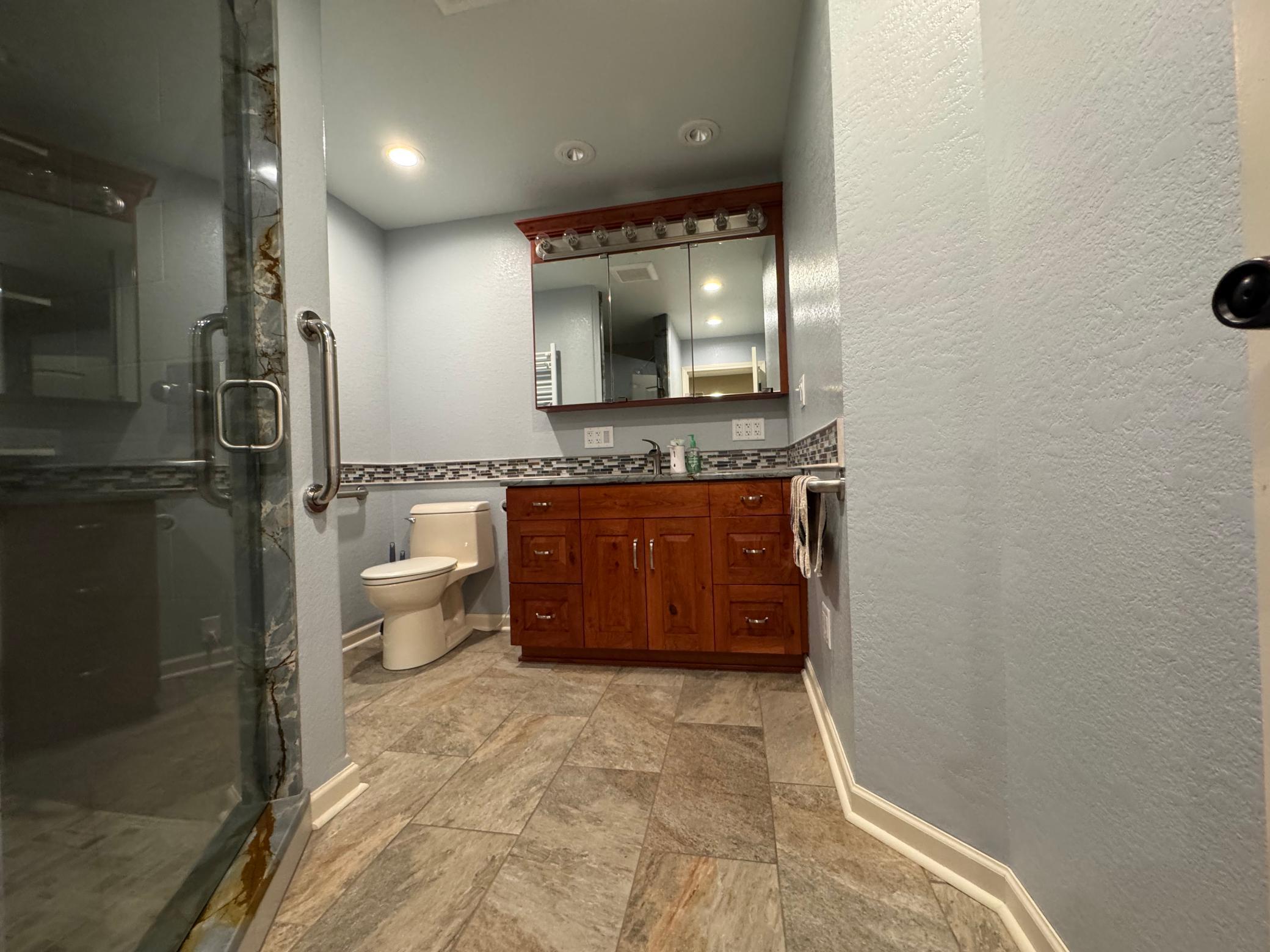 Glenville, Minnesota, 56036, United States, 4 Bedrooms Bedrooms, ,3 BathroomsBathrooms,Residential,For Sale,2015321