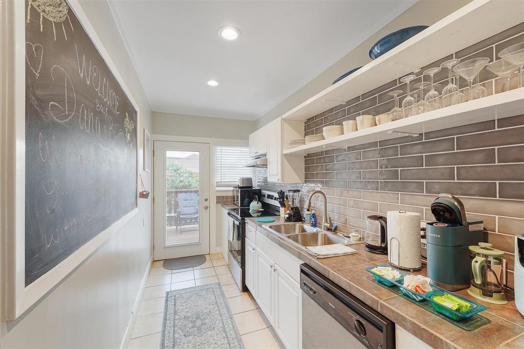 403 W Polk Street, Houston, Texas, 77019, United States, ,Residential,For Sale,403 W Polk Street,1554768