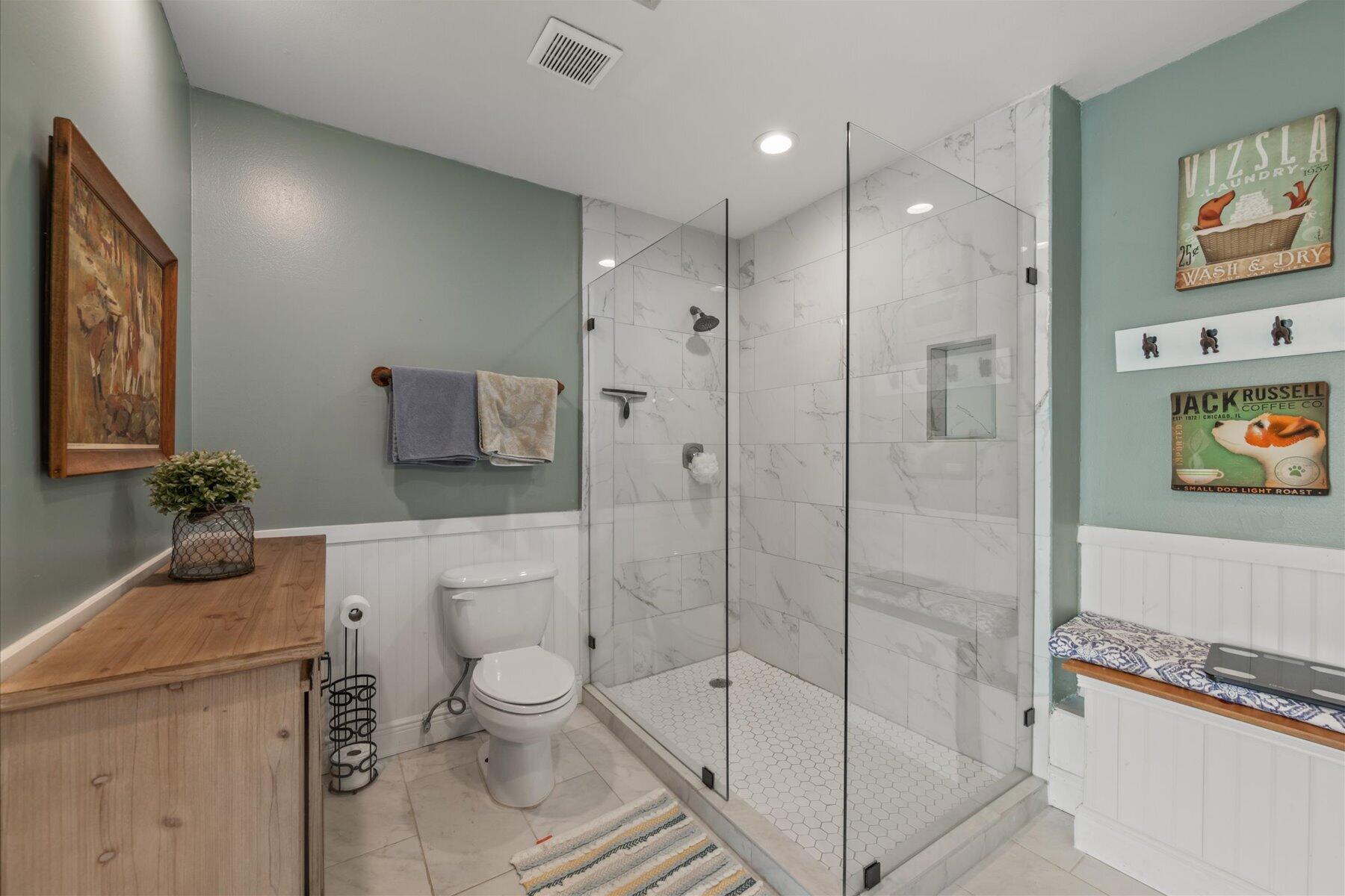  12126 Regal Court E - 物件實景