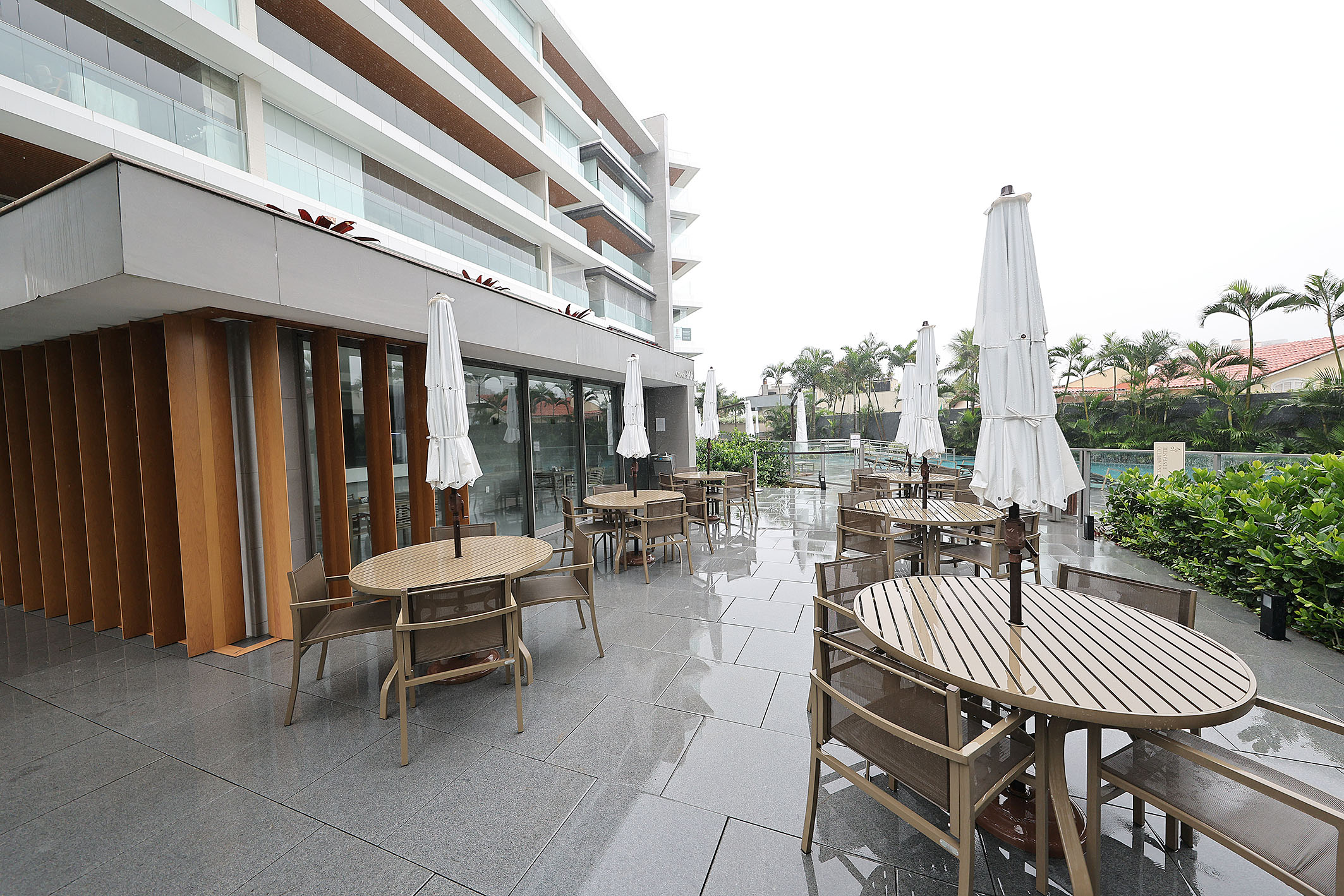  Spacious four-suite residence in a full-service residential condominium - 物件實景