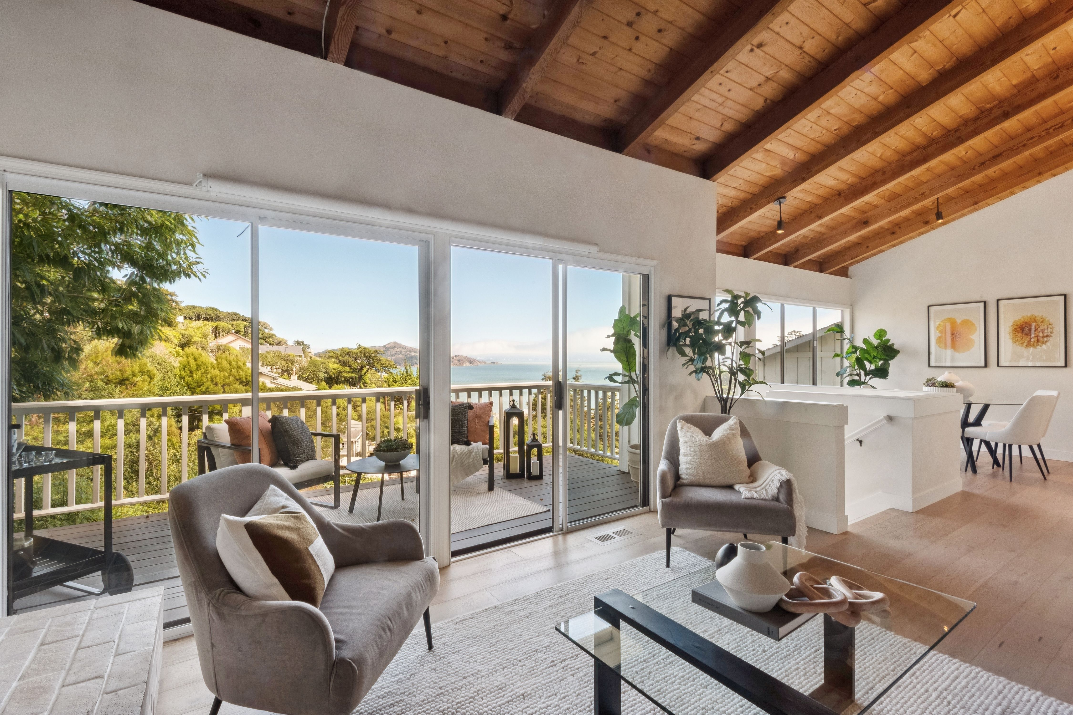  Quality, Design and Comfort Converge Bay Views too… - 物件實景