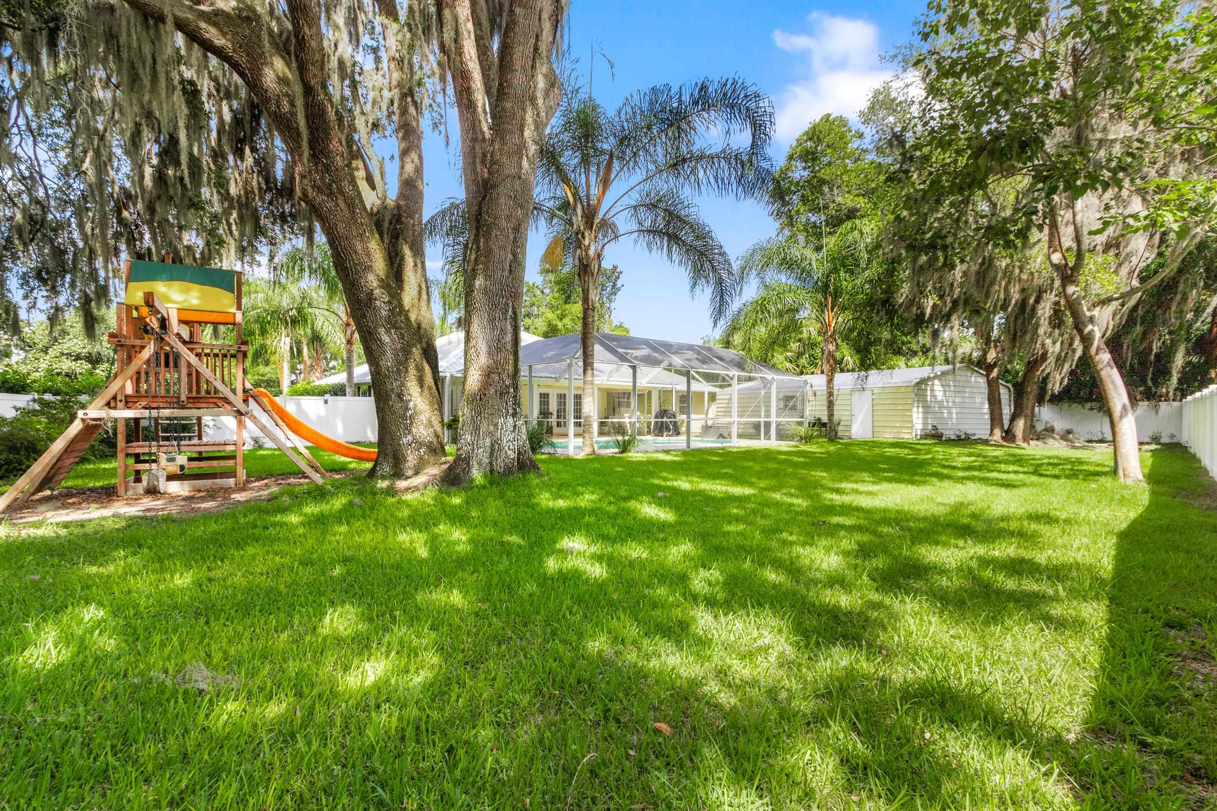 East Palatka, Florida, 32131, United States, 3 Bedrooms Bedrooms, ,2 BathroomsBathrooms,Residential,For Sale,1983358