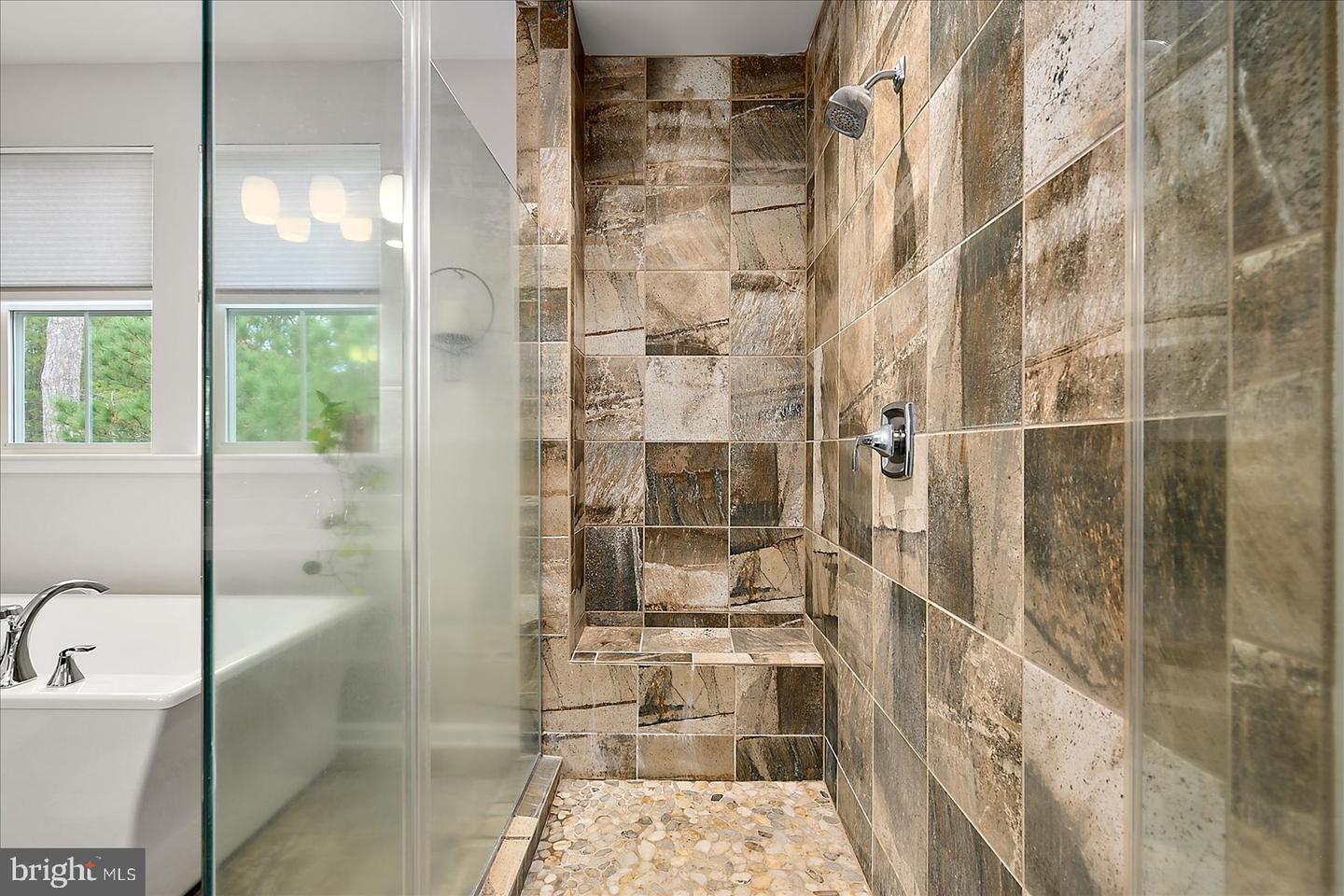 Berlin, Maryland, 21811, United States, 4 Bedrooms Bedrooms, ,3 BathroomsBathrooms,Residential,For Sale,1947078