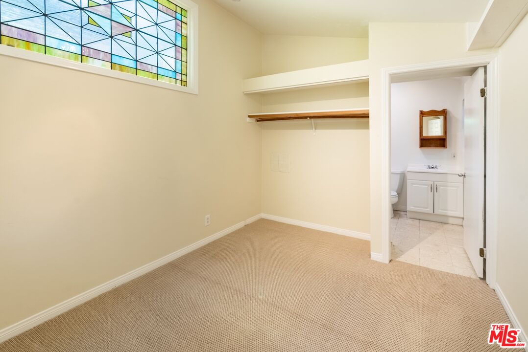 Topanga, California, 90290, United States, 4 Bedrooms Bedrooms, ,5 BathroomsBathrooms,Residential,For Sale,1796839