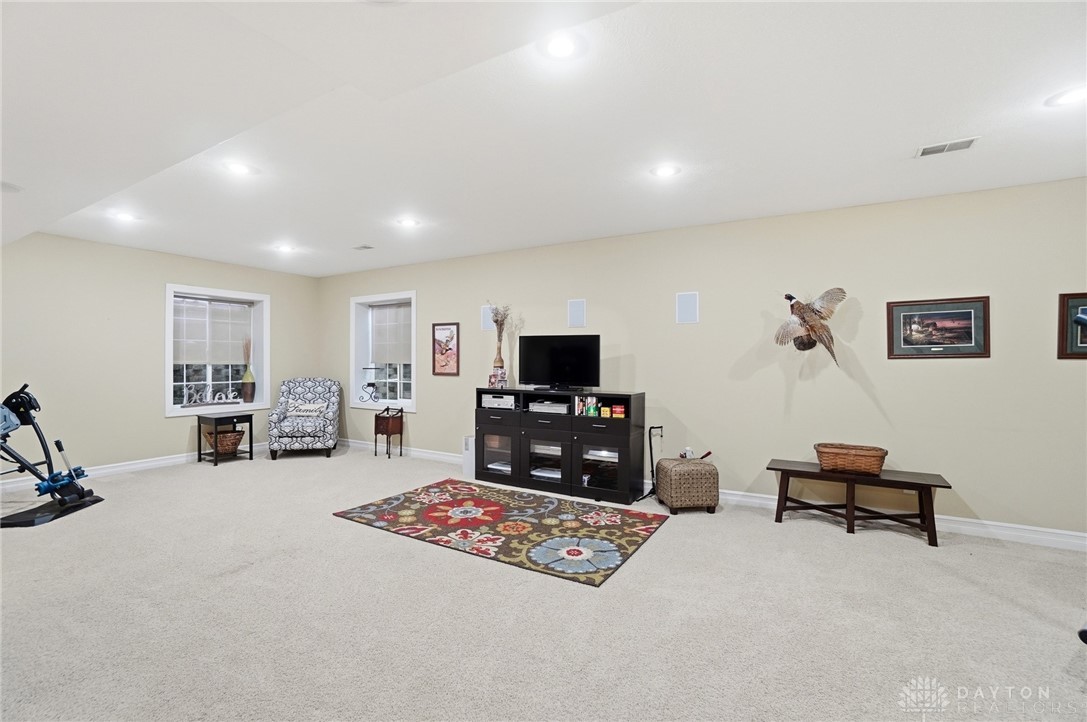 Troy, Ohio, 45373, United States, 4 Bedrooms Bedrooms, ,3 BathroomsBathrooms,Residential,For Sale,2002244