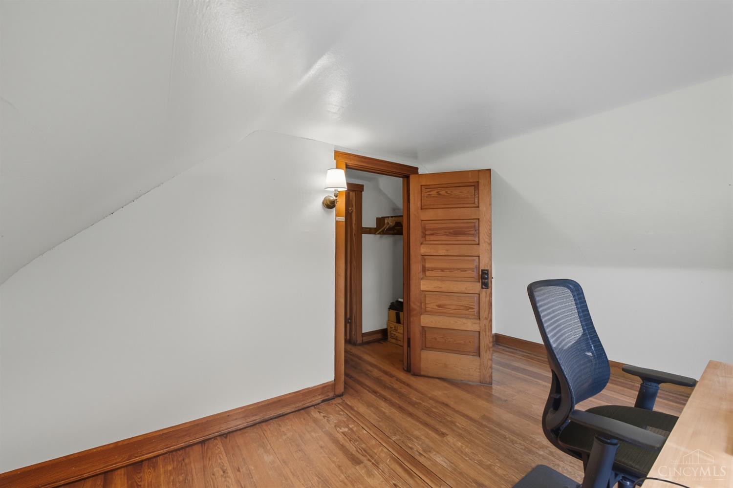 Cincinnati, Ohio, 45209, United States, 5 Bedrooms Bedrooms, ,2 BathroomsBathrooms,Residential,For Sale,1966693