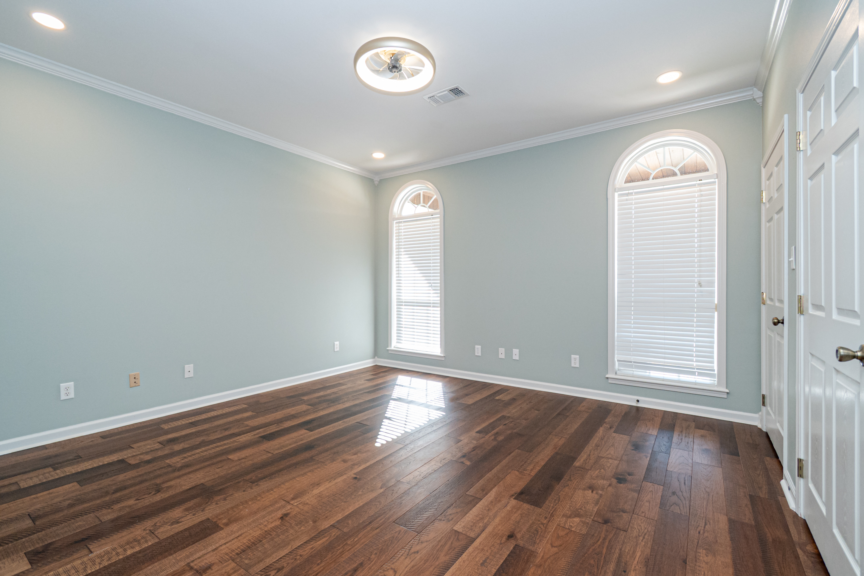 El Dorado, Arkansas, 71730, United States, 3 Bedrooms Bedrooms, ,3 BathroomsBathrooms,Residential,For Sale,1982528