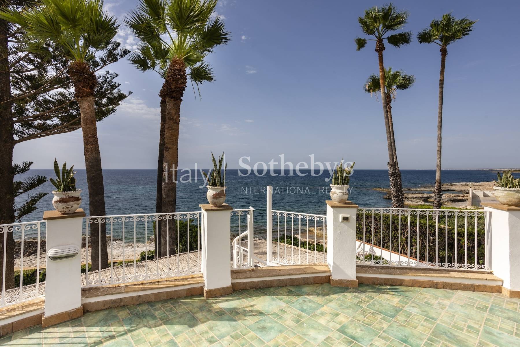  Exclusive villa with direct access to the sea of Fontane Bianche - 物件實景